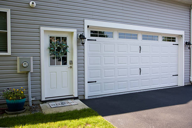24/7 Emergency Garage Door Panel Replacement experts in Webster County County, GA